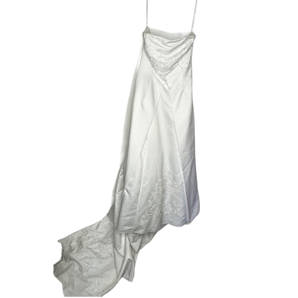 Michaelangelo David's Bridal Wedding Dress‎